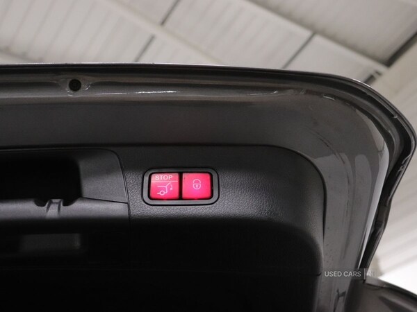 Used Mercedes-Benz GLB 2020 for sale - 76787257: Photo 35