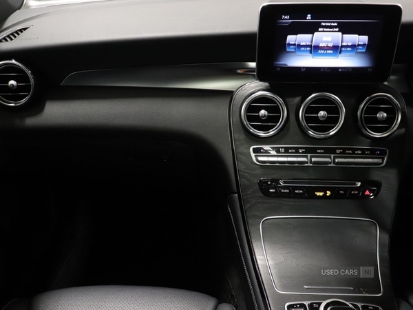 Used Mercedes-Benz GLC 2018 for sale - 76513915: Photo 33