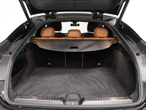 Used Mercedes-Benz GLC 2021 for sale - 76201899: Photo 11