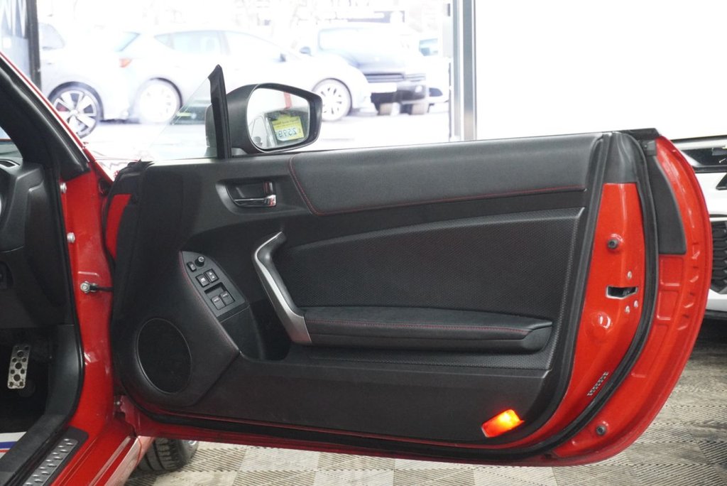 Used Toyota GT86 2012 for sale - 77512550: Photo 38