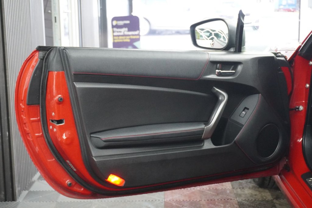 Used Toyota GT86 2012 for sale - 77512550: Photo 46