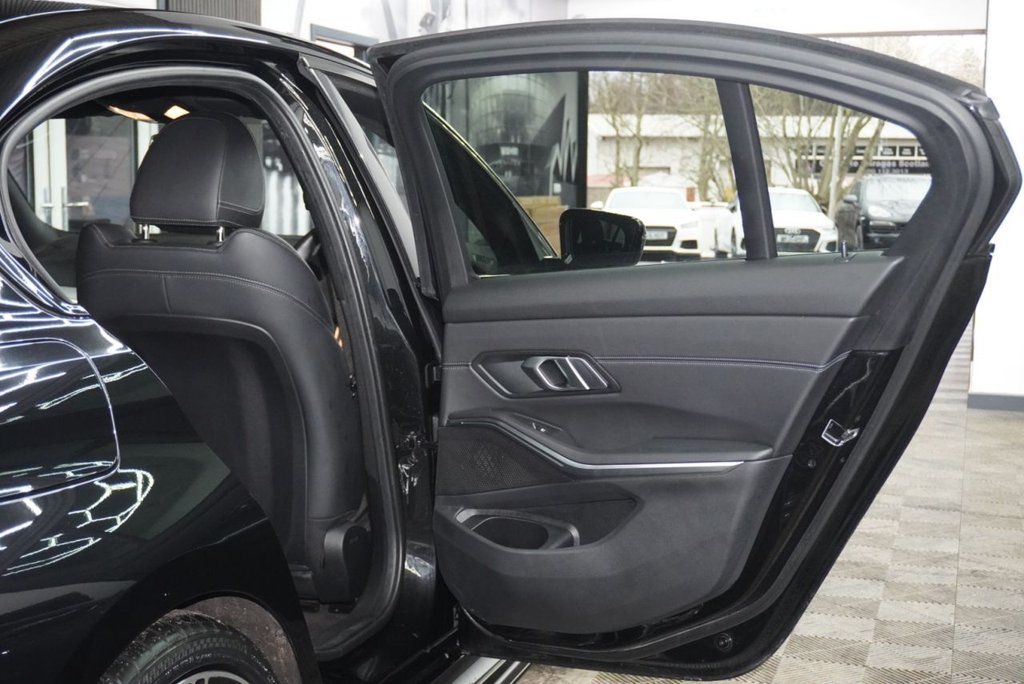 Used BMW 3 Series 2021 for sale - 77187936: Photo 30