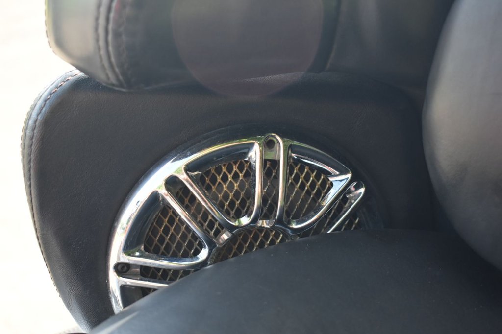 Harley-Davidson FLHTCUSE UL CLASSIC SCREAMIN E