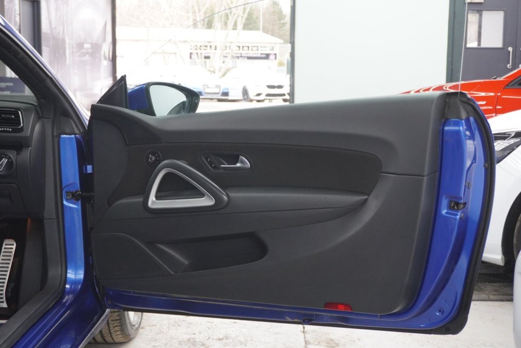 Used Volkswagen Scirocco 2015 for sale - 77990693: Photo 24