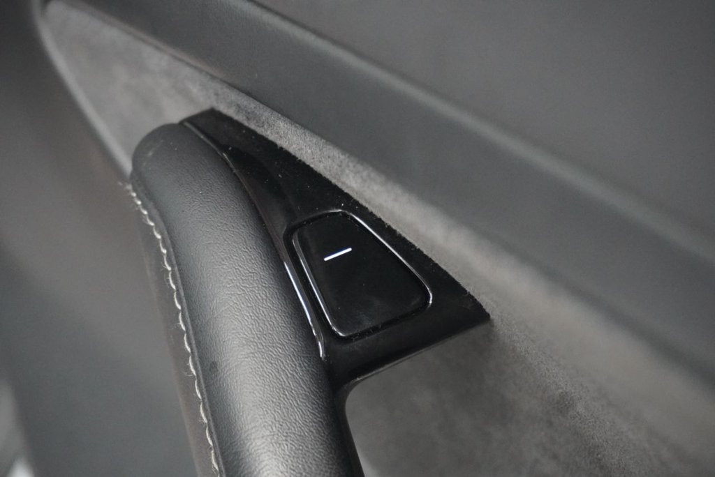 Used Tesla Model 3 2020 for sale - 78056322: Photo 37