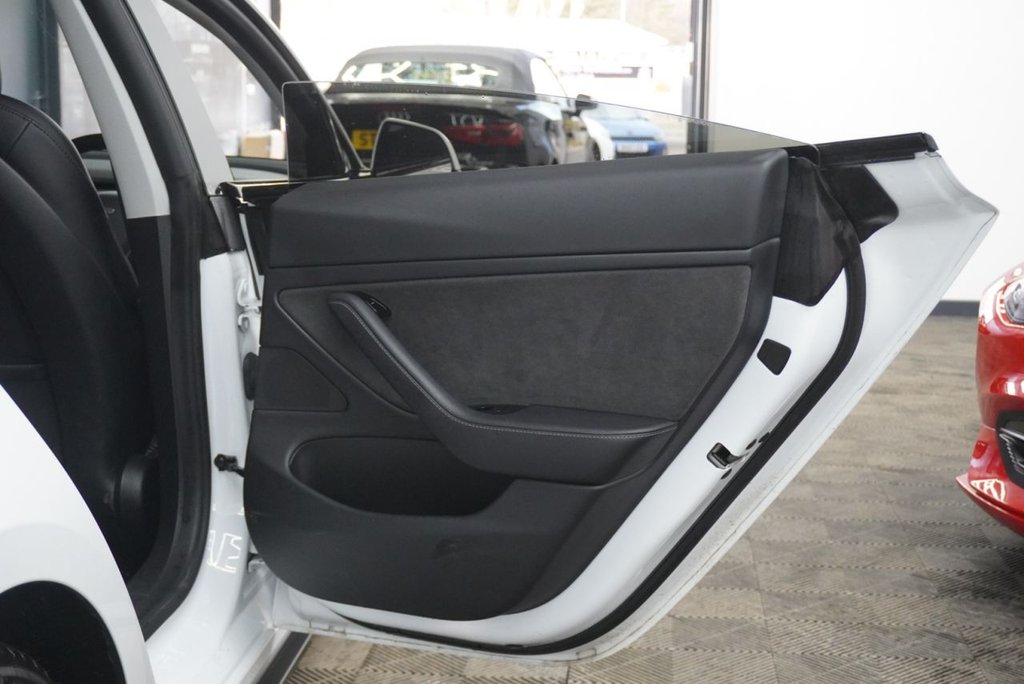 Used Tesla Model 3 2020 for sale - 78056322: Photo 44