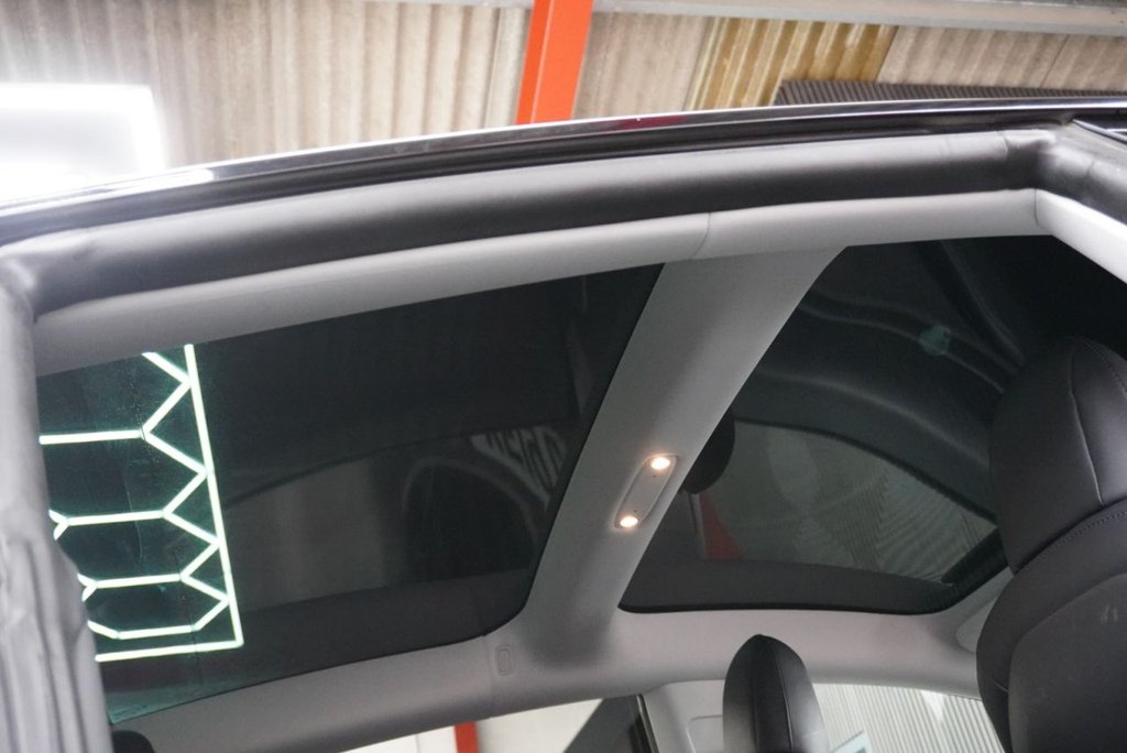 Used Tesla Model 3 2020 for sale - 78056322: Photo 48