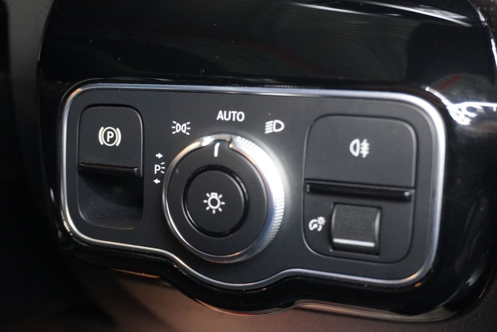 Used Mercedes-Benz CLA 2020 for sale - 77188078: Photo 39