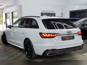 Used Audi A4 Avant 2020 for sale - 79103451: Photo