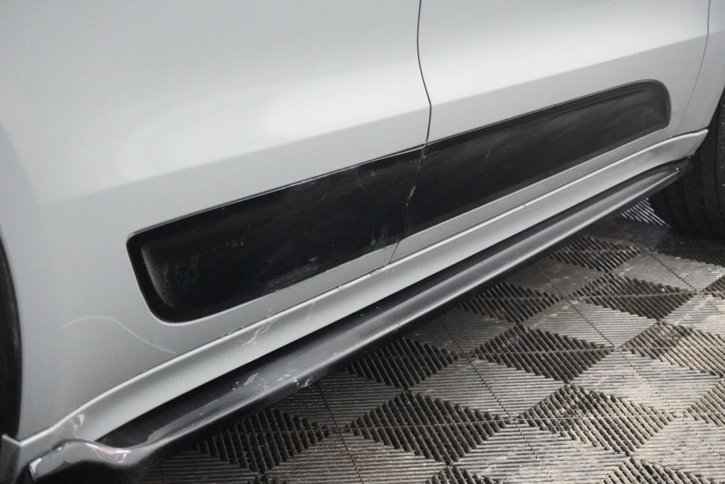 Used Porsche Macan 2016 for sale - 77263043: Photo 24