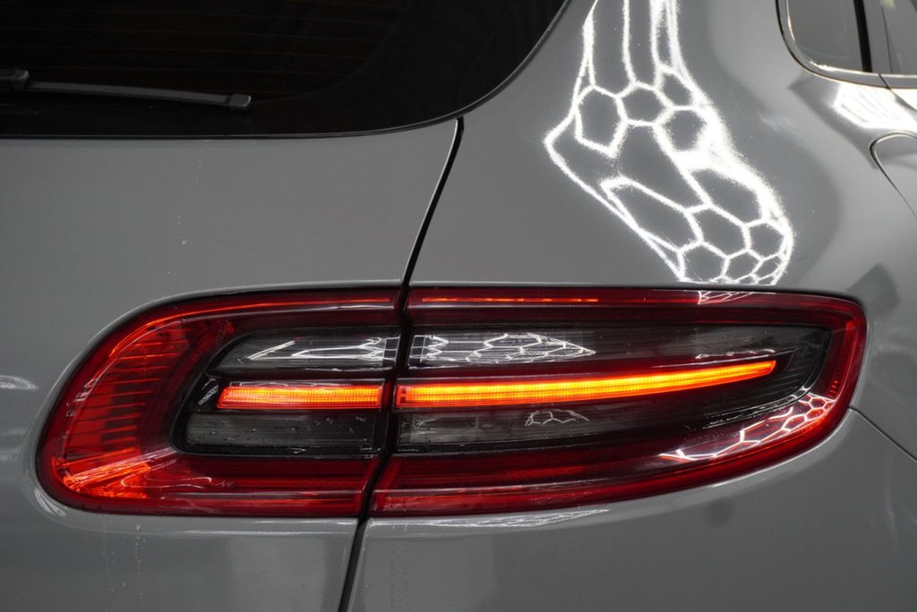 Used Porsche Macan 2016 for sale - 77263043: Photo 26