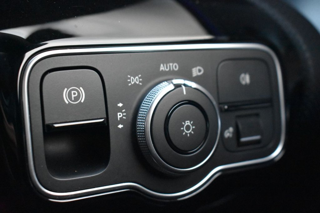 Used Mercedes-Benz CLA 2021 for sale - 77571771: Photo 32