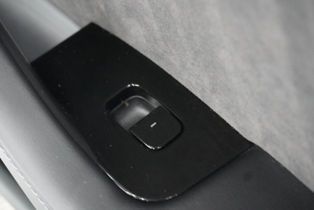 Used Tesla Model 3 2020 for sale - 77262945: Photo 47