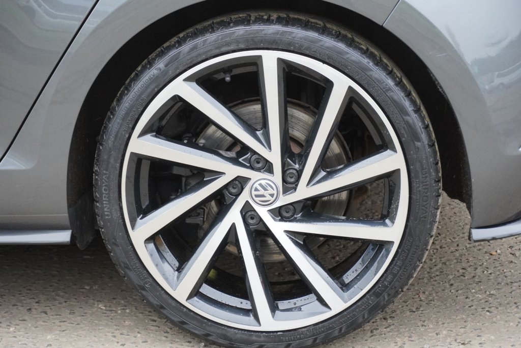 Used Volkswagen Golf 2020 for sale - 77187899: Photo 37