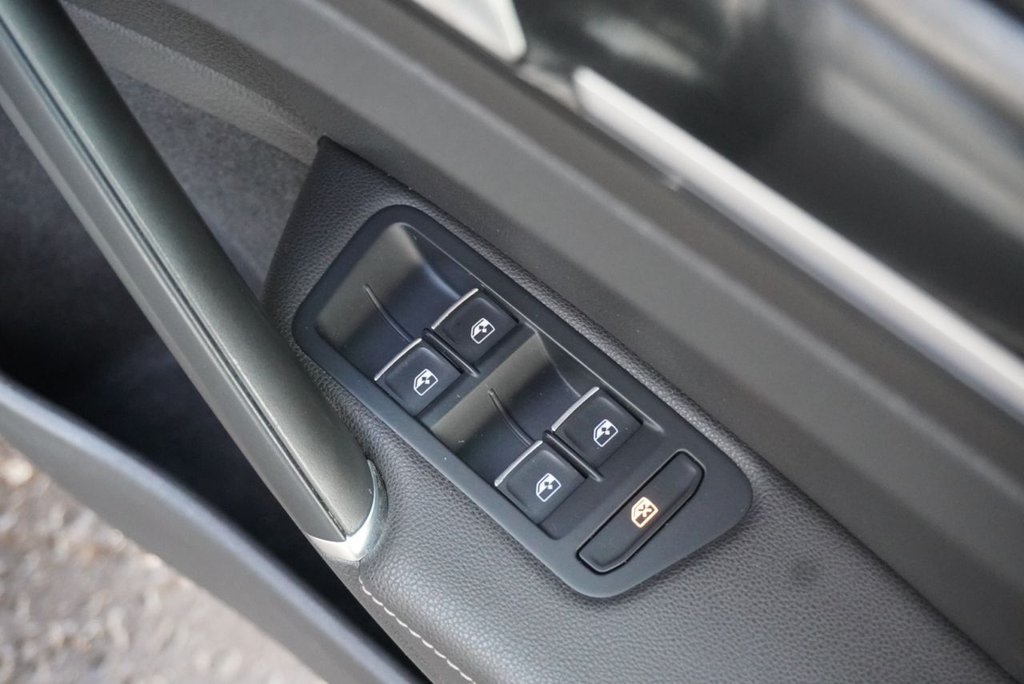 Used Volkswagen Golf 2020 for sale - 77187899: Photo 41