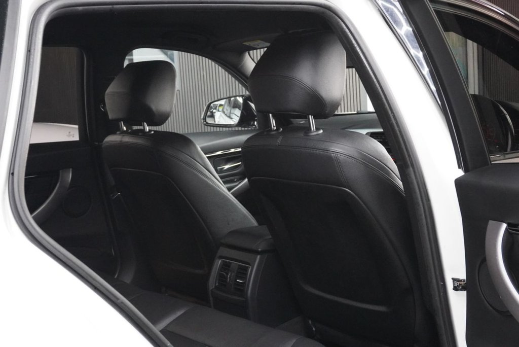 Used BMW 3 Series 2017 for sale - 77313519: Photo 42