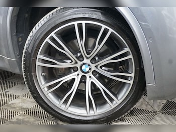 Used BMW X5 2018 for sale - 79385359: Photo