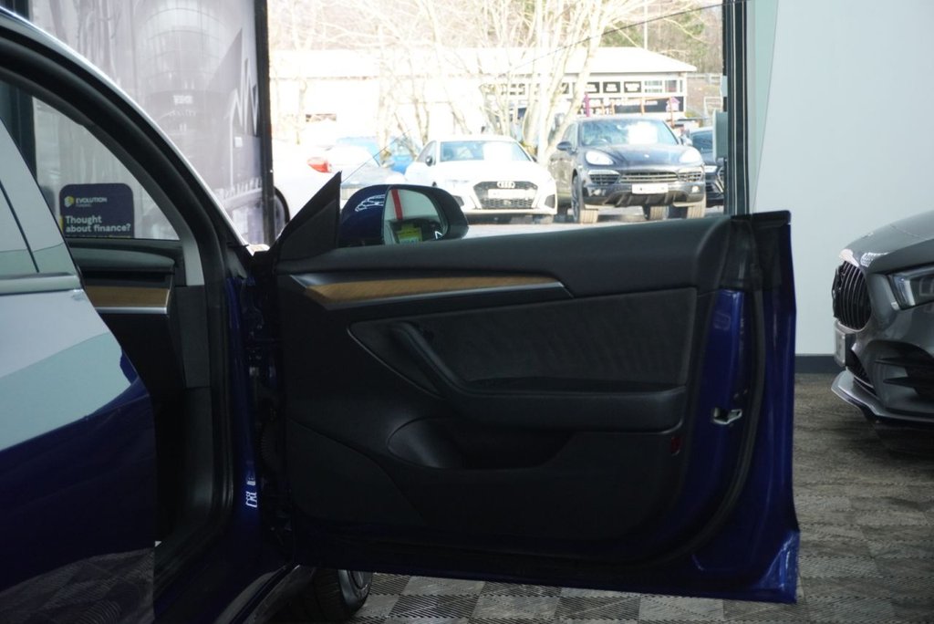 Used Tesla Model 3 2021 for sale - 77236529: Photo 31