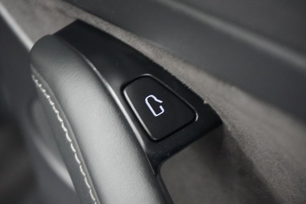 Used Tesla Model 3 2021 for sale - 77236529: Photo 40