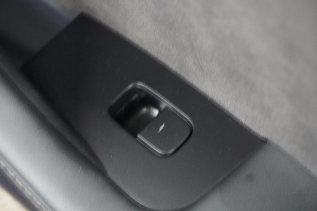 Used Tesla Model 3 2021 for sale - 77236529: Photo 41