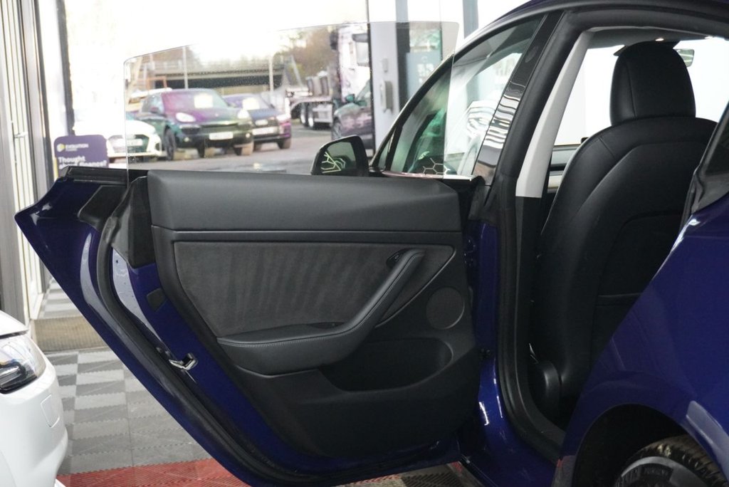 Used Tesla Model 3 2021 for sale - 77236529: Photo 50