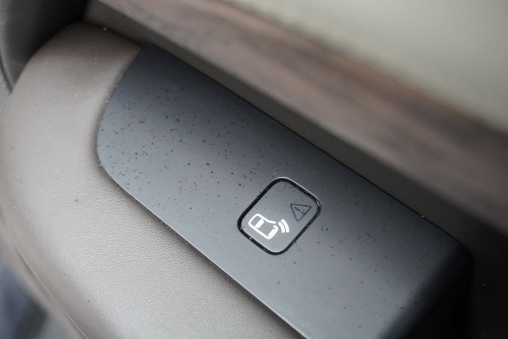 Used Land Rover Discovery 2018 for sale - 77188060: Photo 46