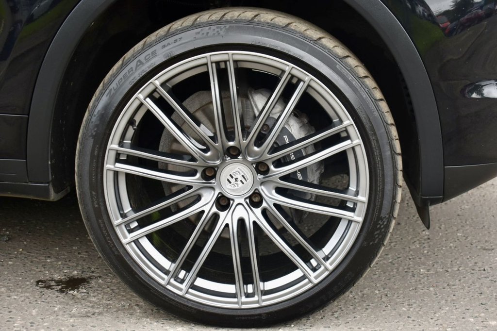 Used Porsche Cayenne 2012 for sale - 77187930: Photo 19