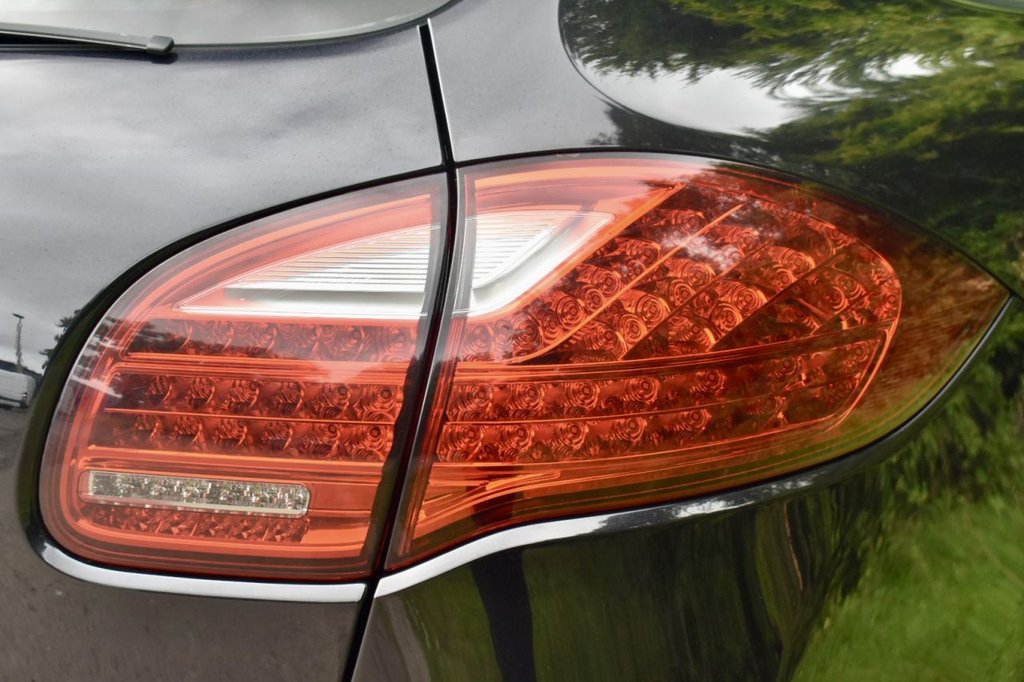 Used Porsche Cayenne 2012 for sale - 77187930: Photo 28