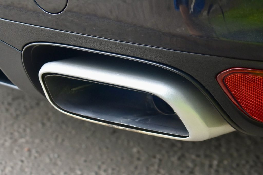 Used Porsche Cayenne 2012 for sale - 77187930: Photo 31