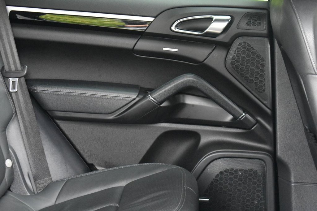 Used Porsche Cayenne 2012 for sale - 77187930: Photo 47