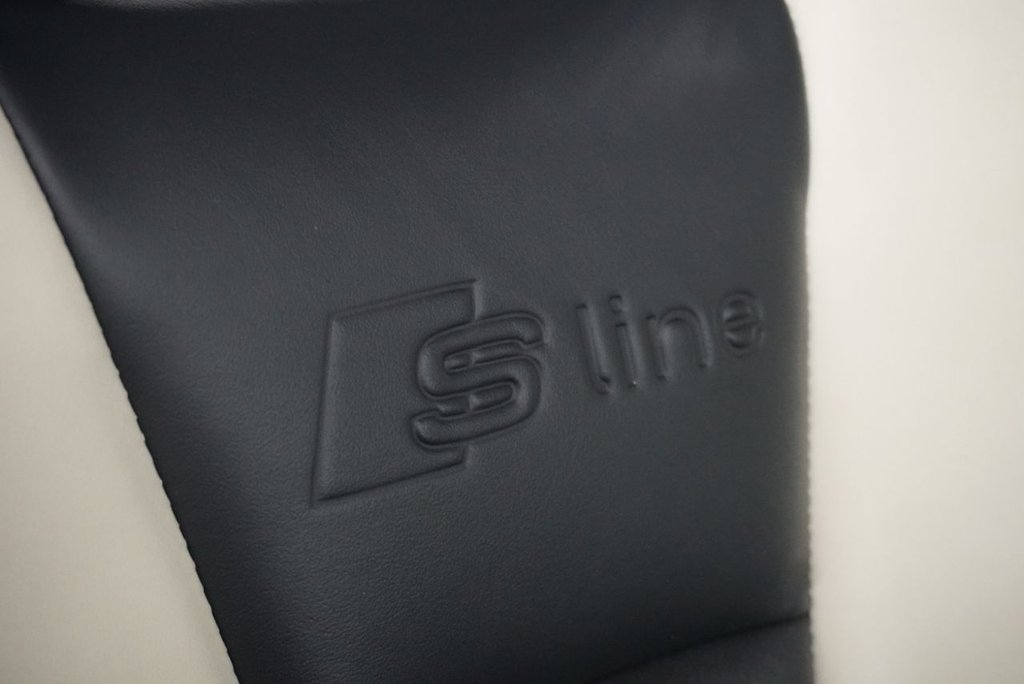 Used Audi A3 Cabriolet 2015 for sale - 77263555: Photo 34