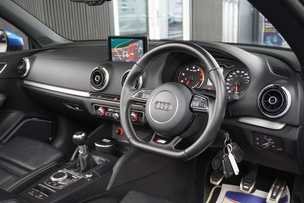 Used Audi A3 Cabriolet 2015 for sale - 77263555: Photo 37