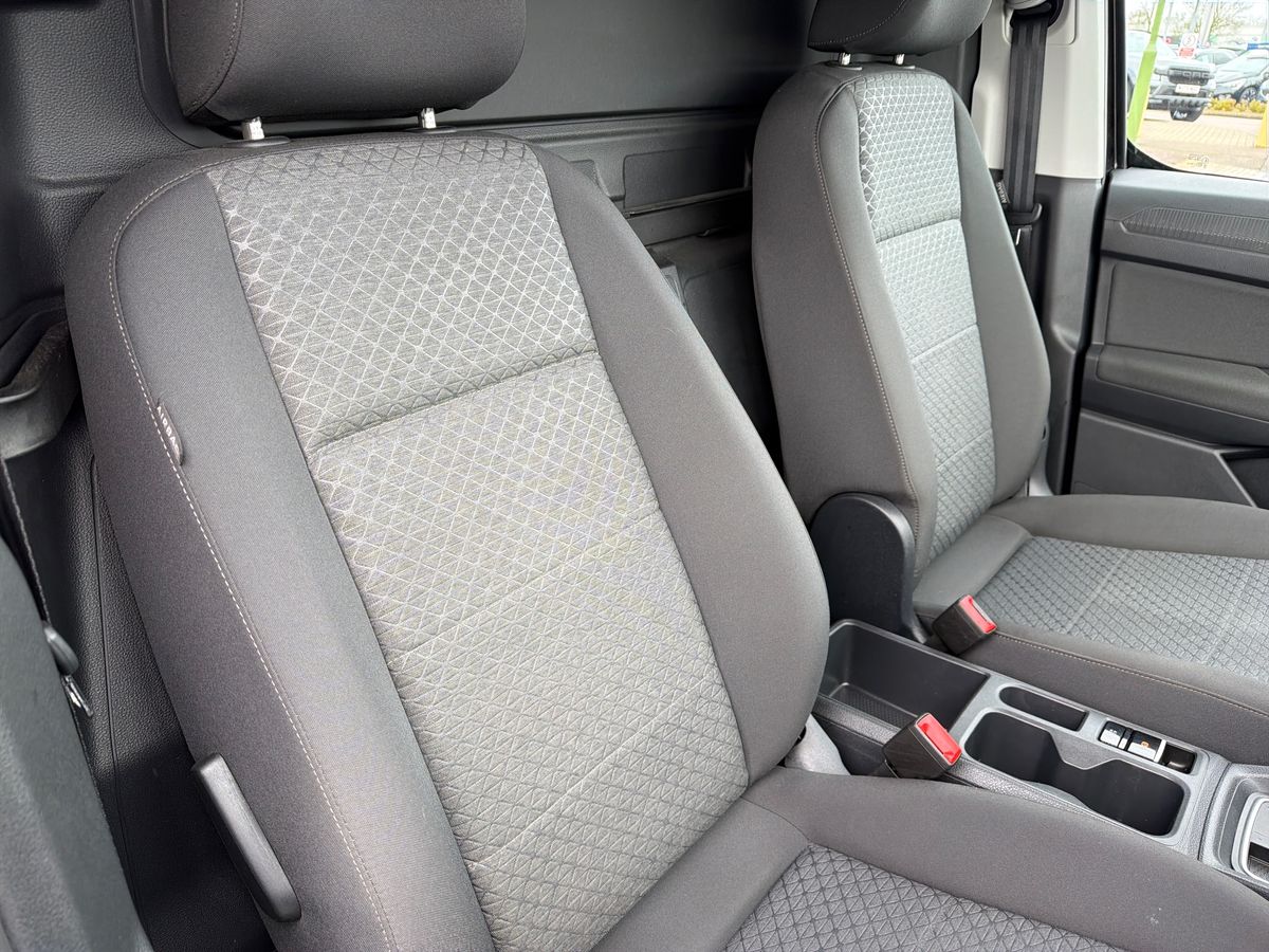 Used Ford Transit Connect 2025 for sale - 77698233: Photo 15