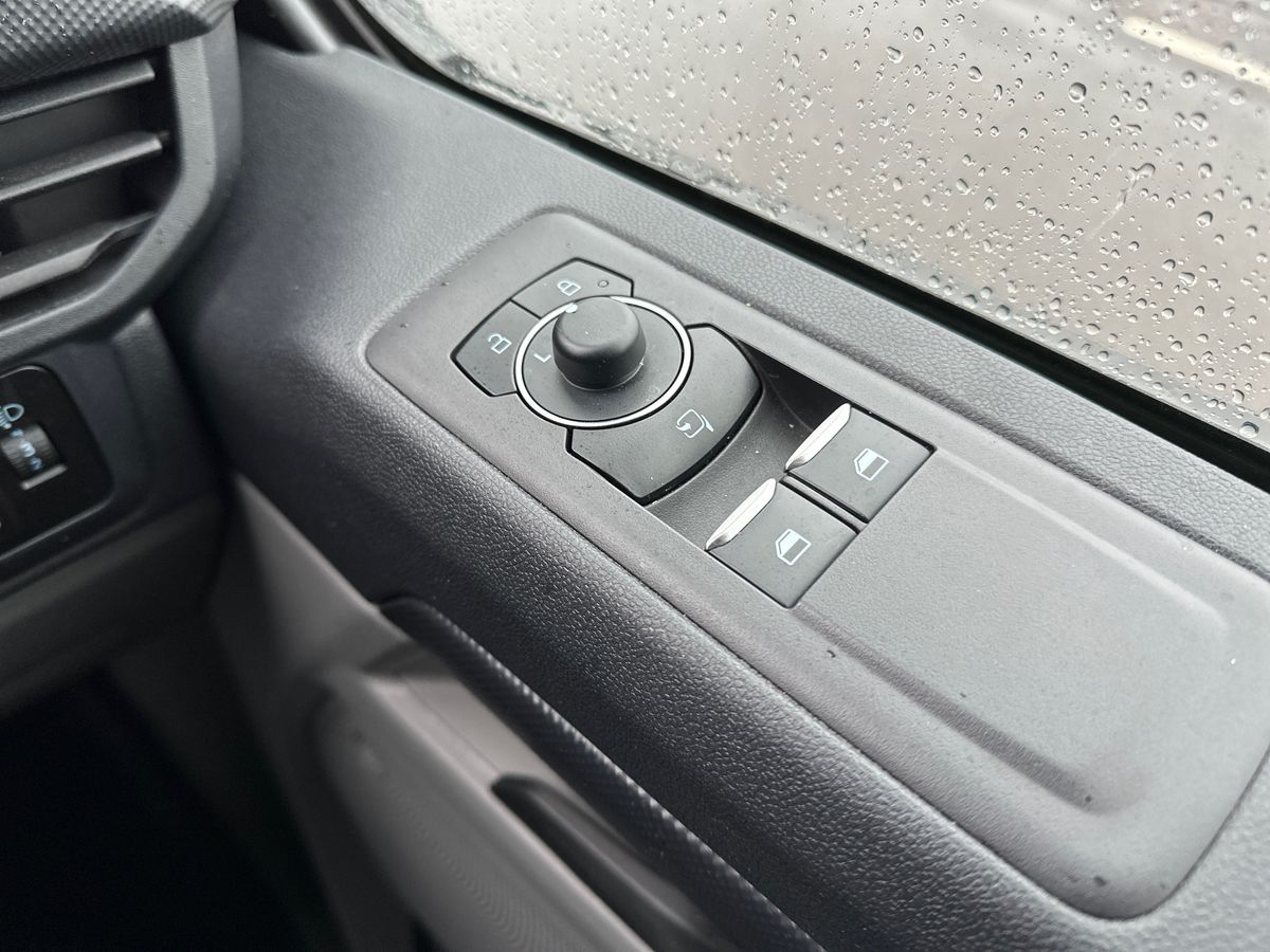 Used Ford Transit Custom 2025 for sale - 77198137: Photo 27