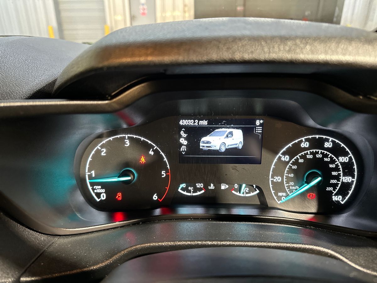 Used Ford Transit Connect 2018 for sale - 76977650: Photo 19