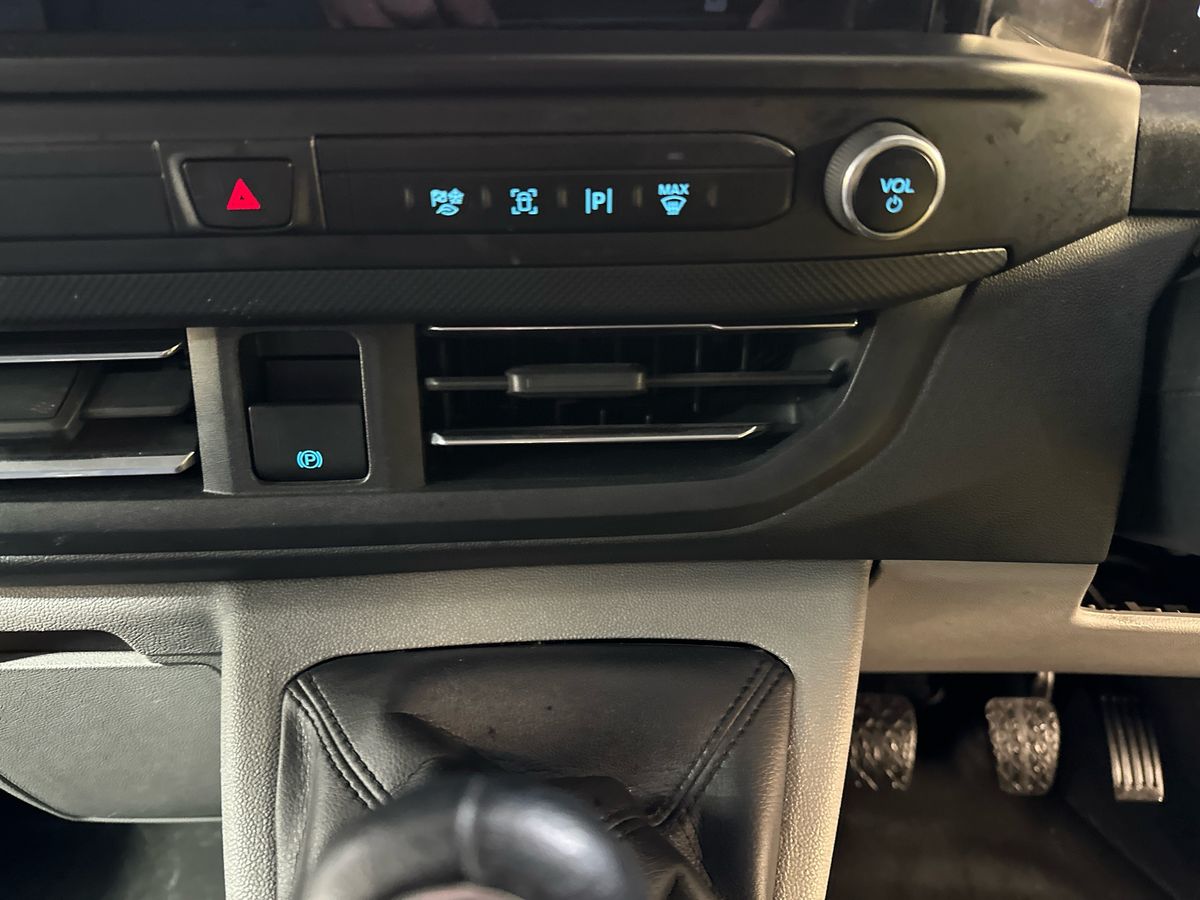 Used Ford Transit Custom 2024 for sale - 76289946: Photo 23