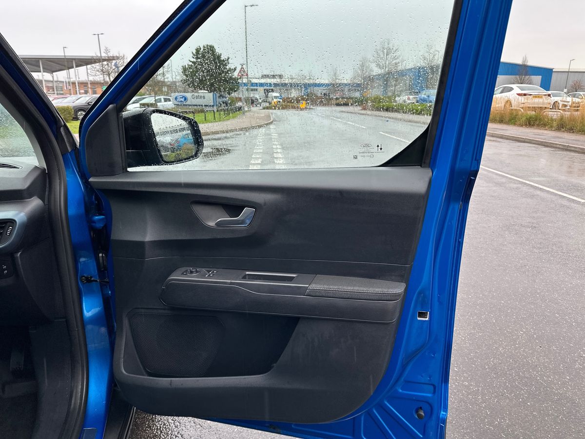 Used Ford Transit Courier 2024 for sale - 77256379: Photo 35