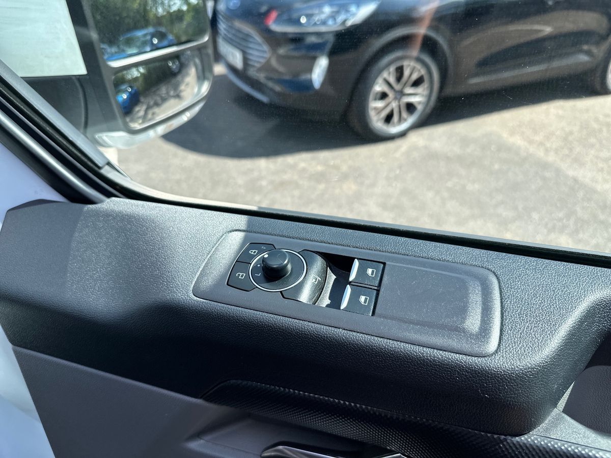 Used Ford Transit Custom 2024 for sale - 76519389: Photo 27