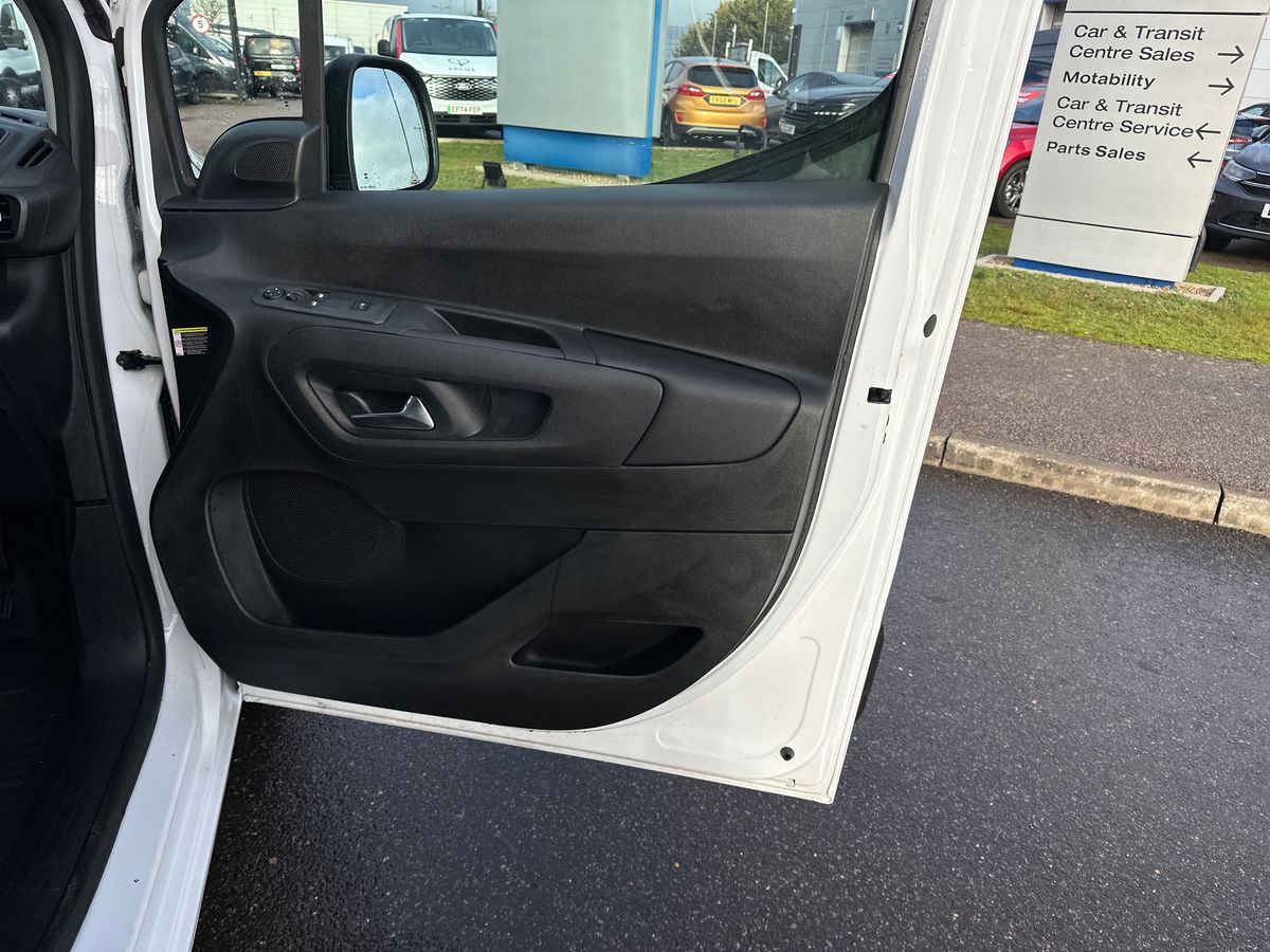 Used Peugeot Partner 2025 for sale - 77235480: Photo 35