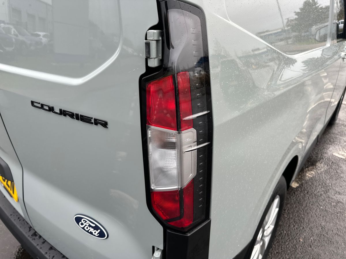 Used Ford Transit Courier 2024 for sale - 76672585: Photo 34