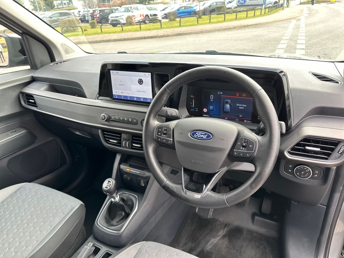 Used Ford Transit Courier 2025 for sale - 78000157: Photo 17