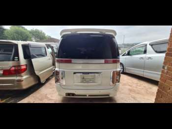 Used Nissan Elgrand 2005 for sale - 73439082: Photo