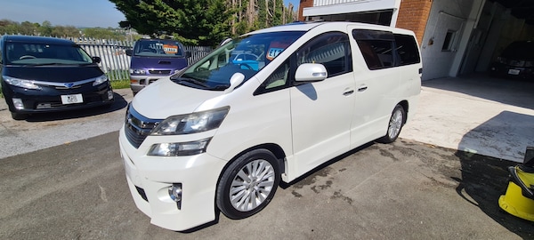 Used Toyota Vellfire 2022 for sale - 74492019: Photo 1