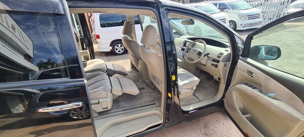 Used Toyota Estima 2011 for sale - 73437333: Photo 5