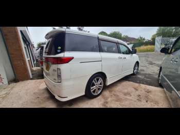 Used Nissan Elgrand 2010 for sale - 73437021: Photo