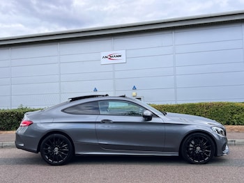 Used Mercedes-Benz C Class 2017 for sale - 79387503: Photo
