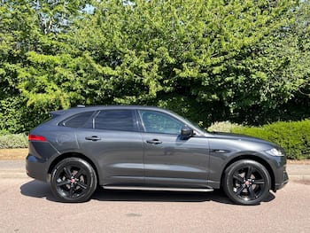 Used Jaguar F-Pace 2017 for sale - 79363464: Photo