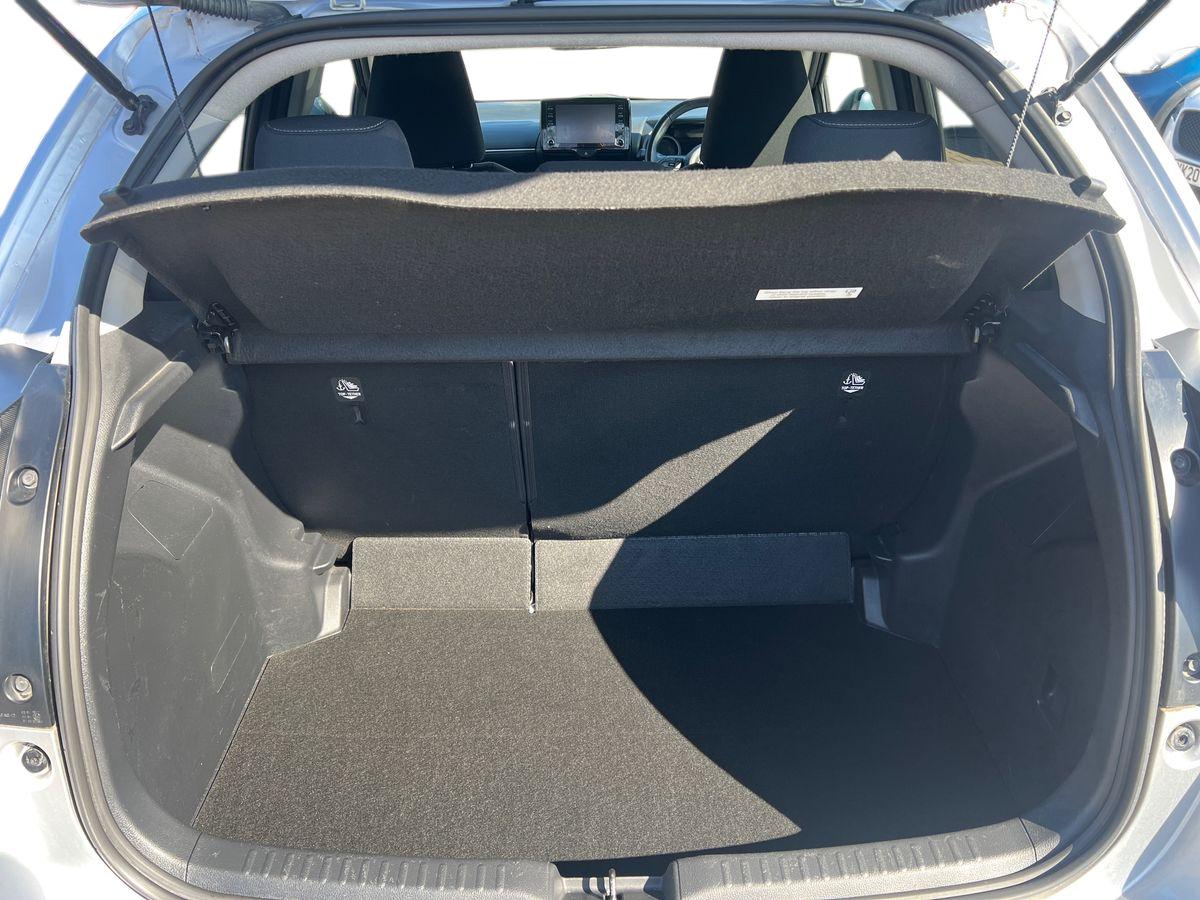 Used Toyota Yaris 2021 for sale - 78152509: Photo 18