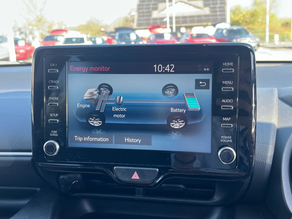 Used Toyota Yaris 2021 for sale - 78152509: Photo 20