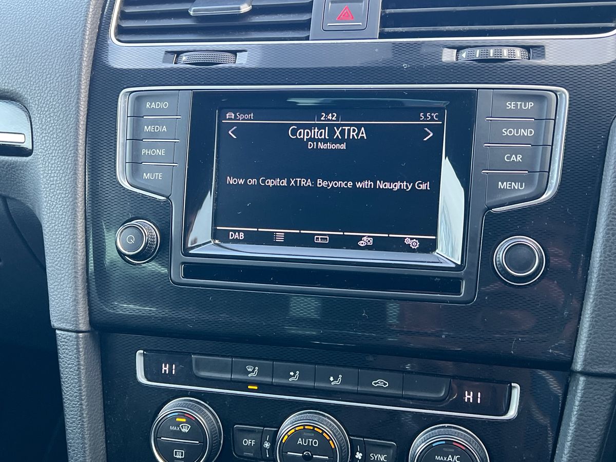 Used Volkswagen Golf 2014 for sale - 76888697: Photo 29